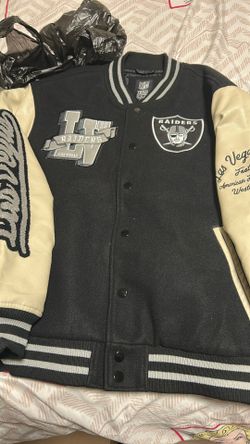 Las Vegas Raiders Brand New Size m