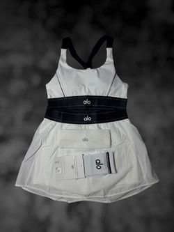 White 2 piece set