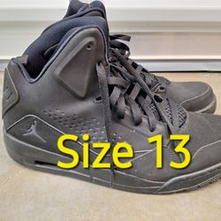 Men's Black Jordan's Size 13