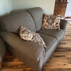 Loveseat Great Condition!