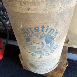 General Store Dog Food Storage Container 