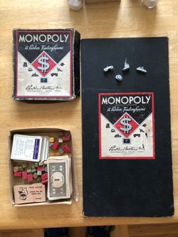 1935 Monopoly set