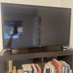 32” Samsung Smart TV