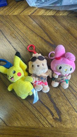 3 keychain plushies