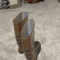 burberry boots 