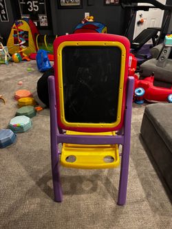Kids plastic easel - chalkboard and paint board