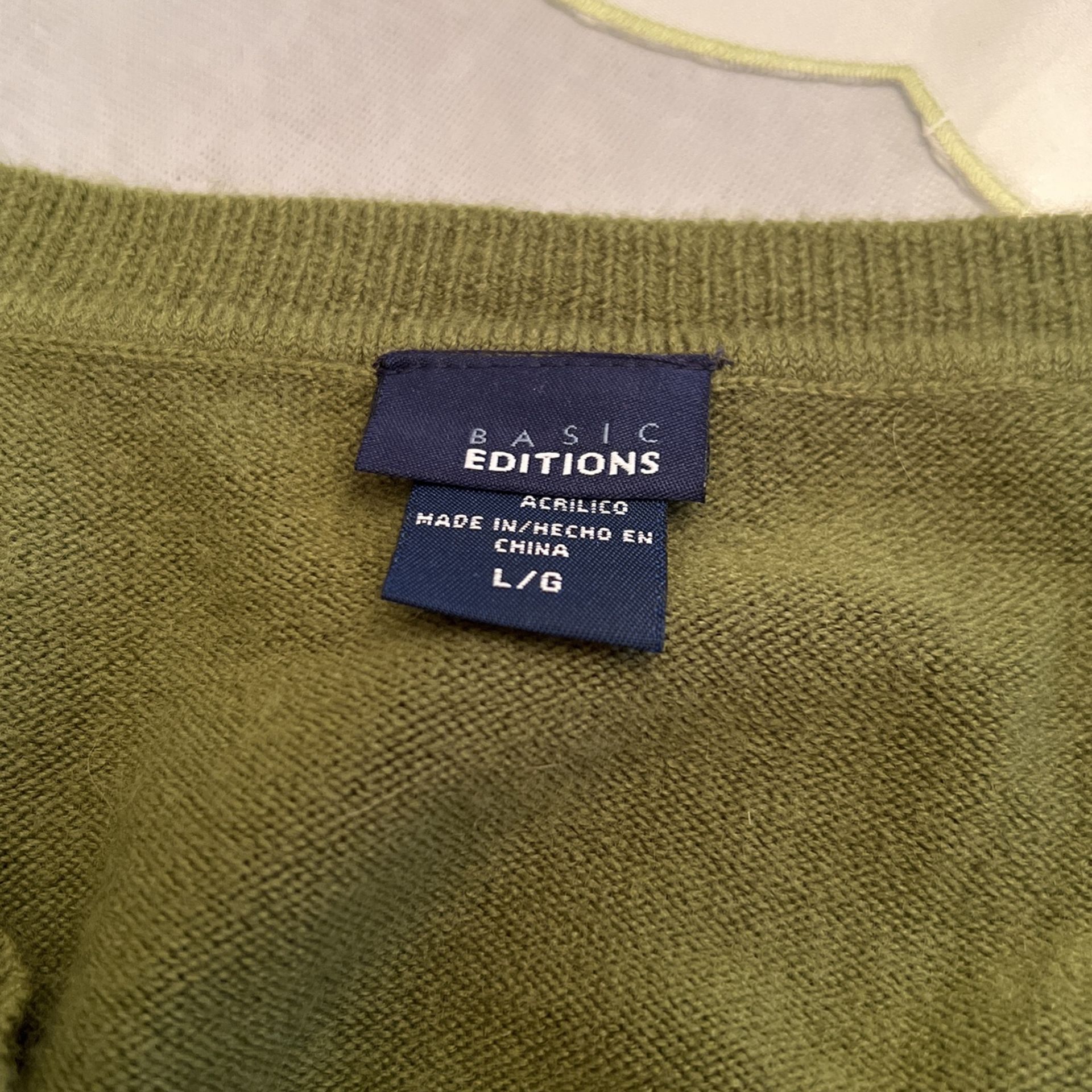 Women’s Basic Edition Long Sleeve Sweater