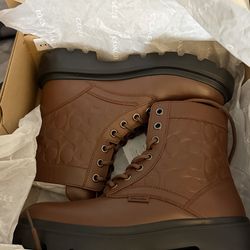 Coach boots new