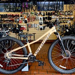Specialized Rockhopper Mountain Bike - Size XS Papaya color 