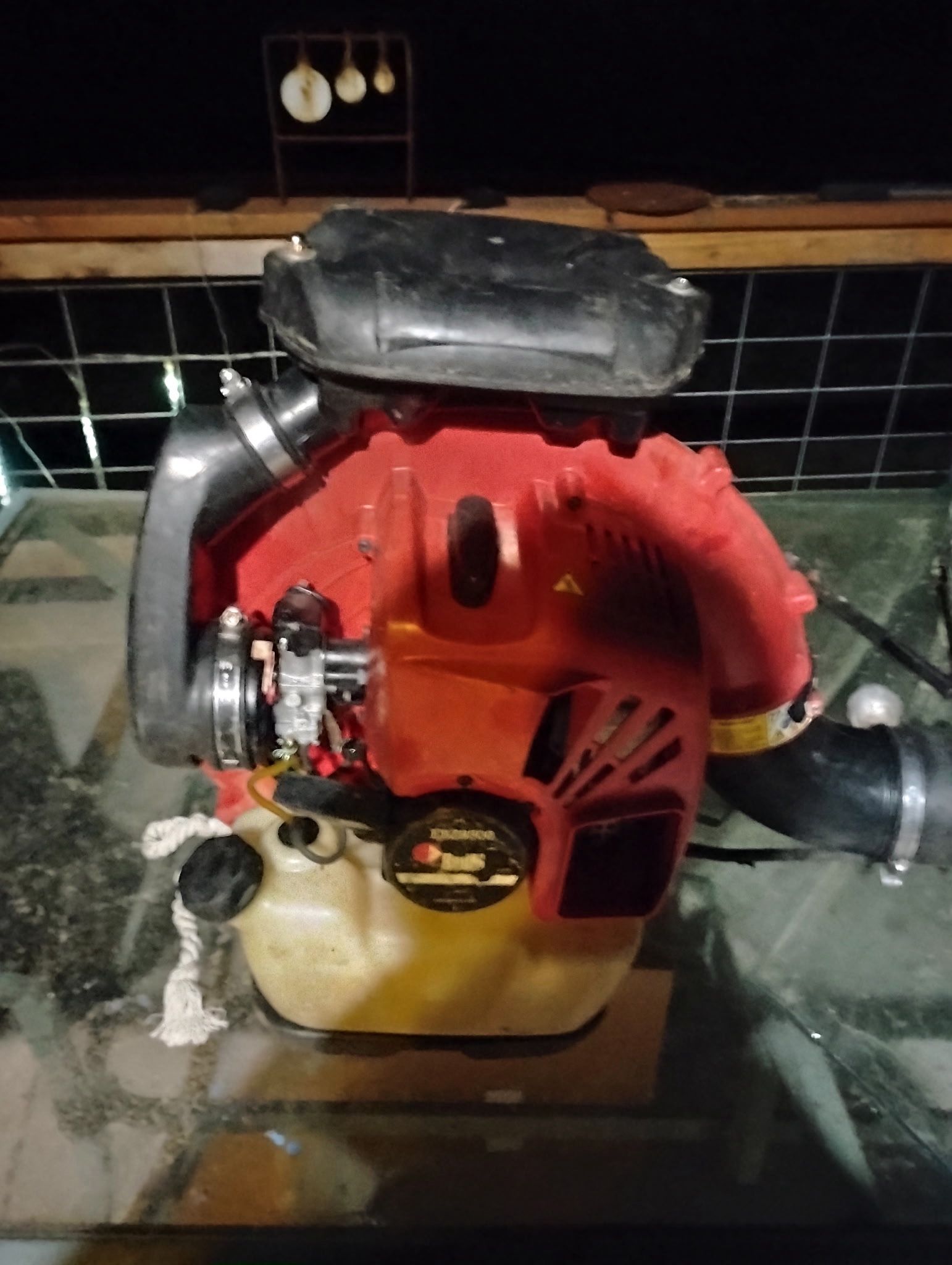 Red Max 8500 Leaf Blower