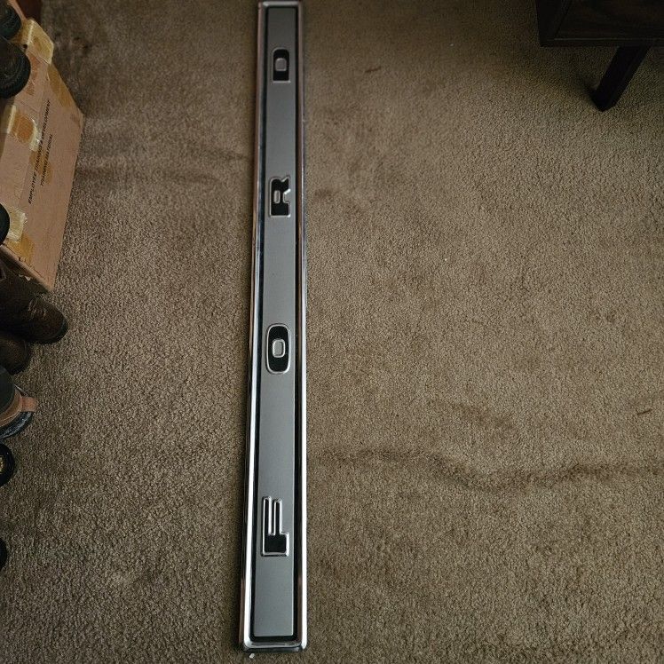 Ford Pickup Truck Tailgate Emblem