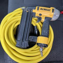 Dewalt 18 Gauge Nail Gun