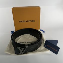 100% Authentic New Louis Vuitton Belt Size 110/44