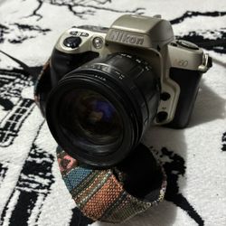 Vintage Nikon N60