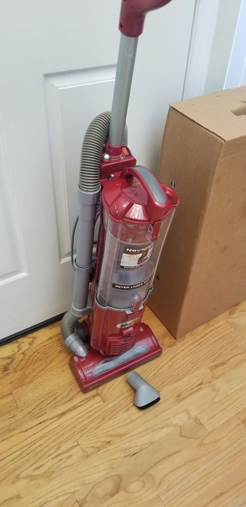 NEW SHARK VACUUM WITH ATTACHMENTS , AMAZING SUCTION. , WORKS EXCELLENT , IN THE BOX