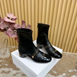 Dior women's shoes 2026 with box