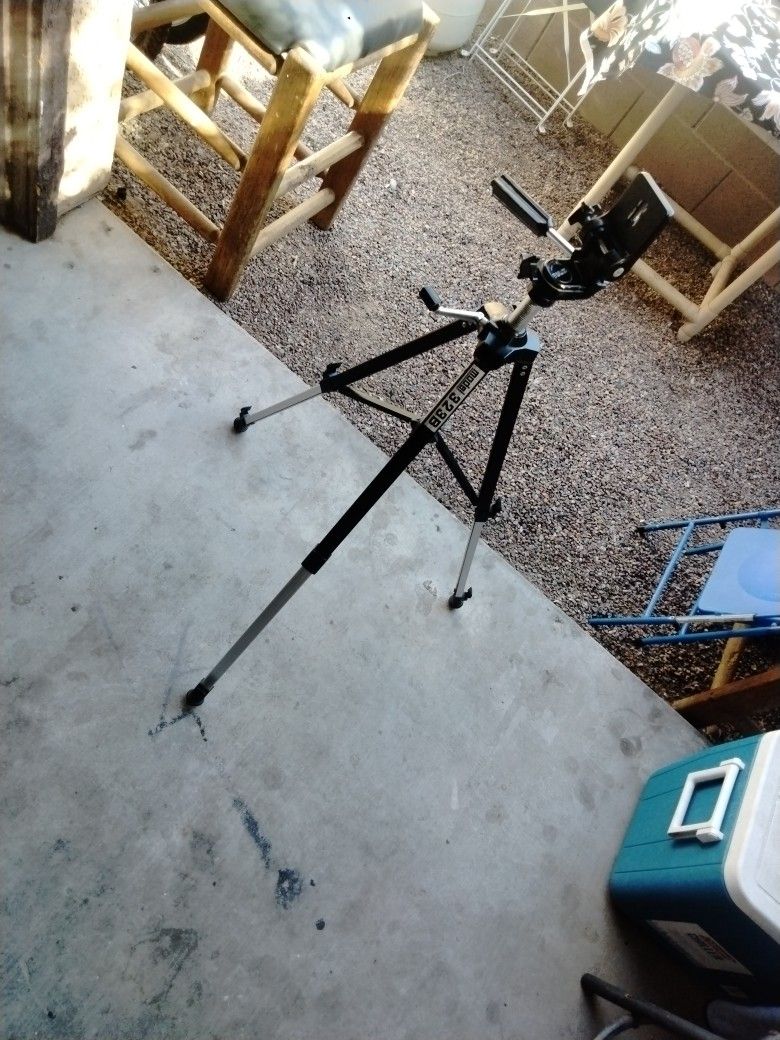 TRIPOD