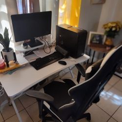 Gaming Chair With Computer Everything Included.