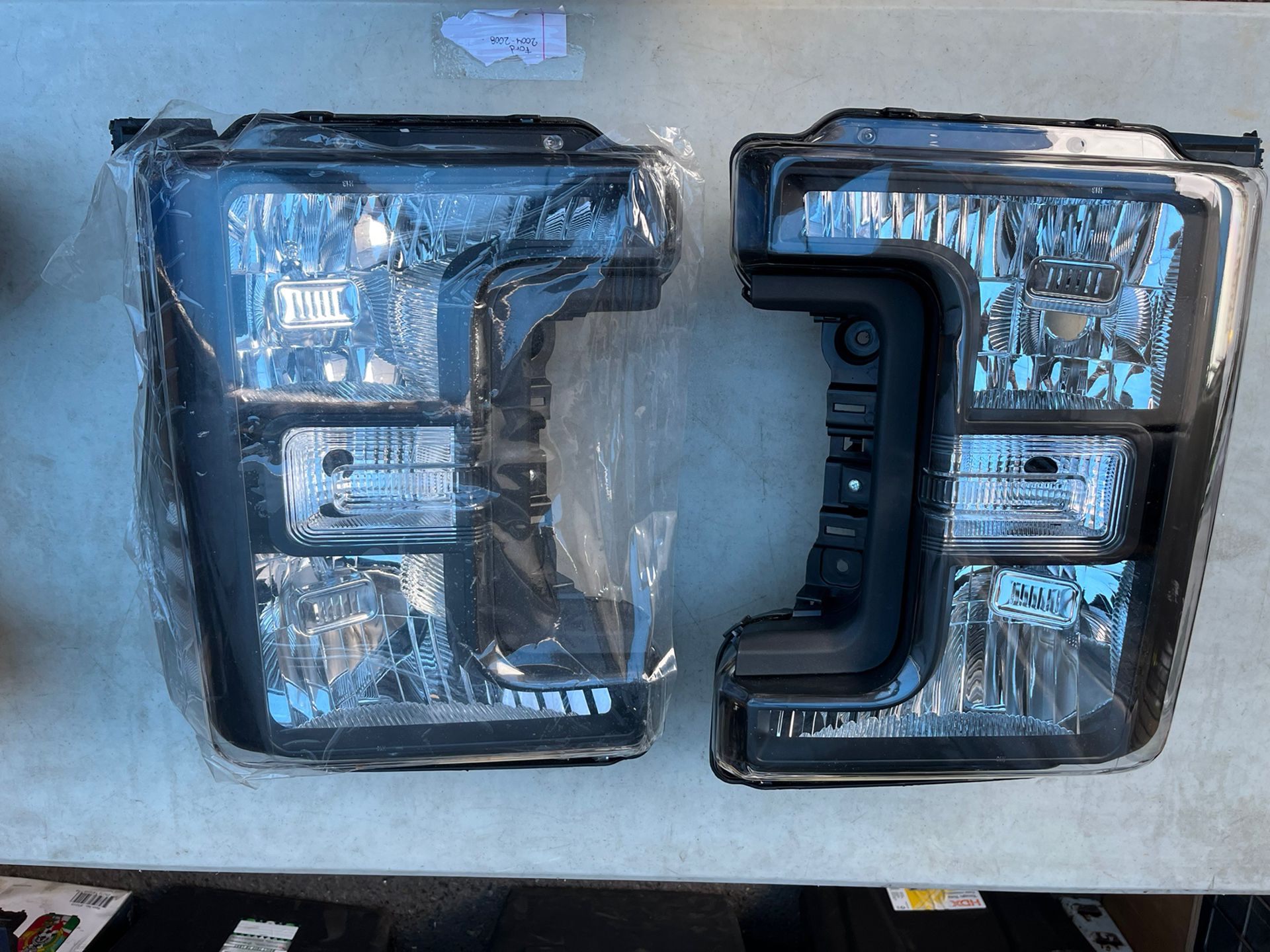 Fits 2017-2019 Ford F250/F350 SD [Black/Clear] Amber Corner Headlight Headlamp