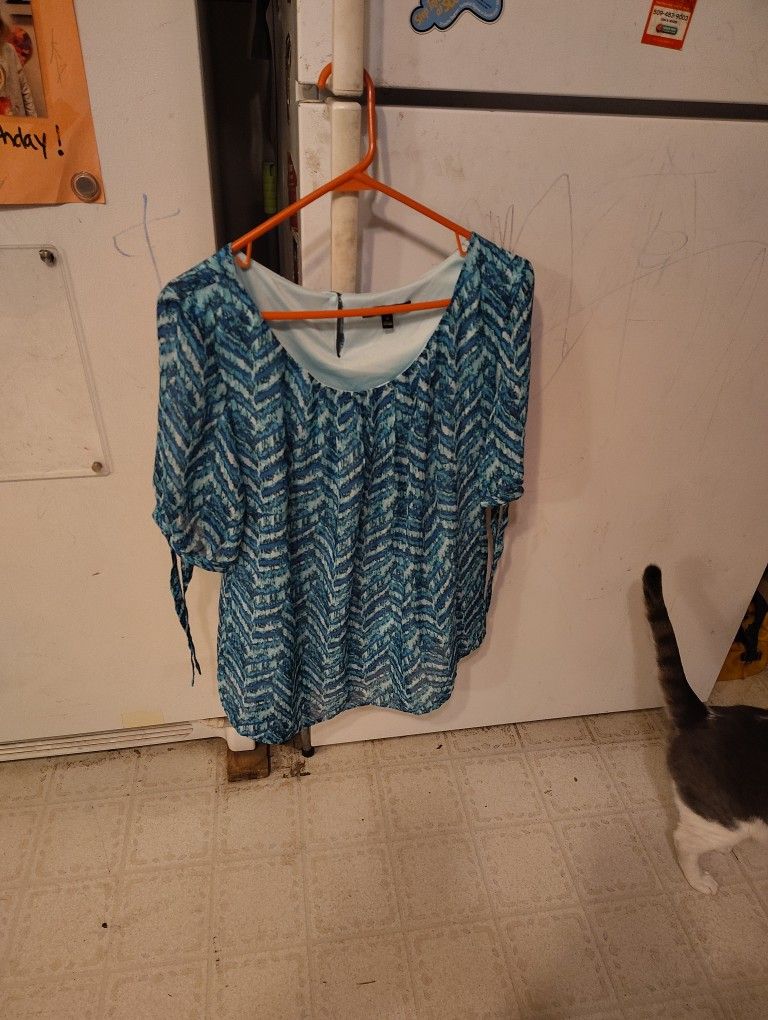 Sara Michelle Pull Over  Chevron Teal Designs Women 1X.