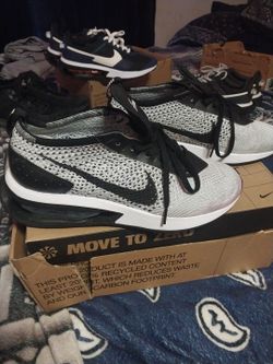 Nike Air Max Flyknit Sneakers Gray Black men's size 8