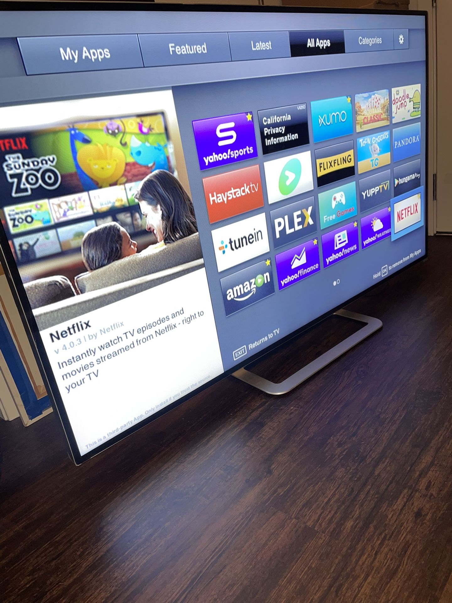 65”Vizio 3D HD 1080p Smart Wifi Model M651d-AZR