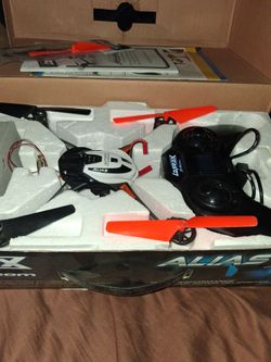 QUADCOPTER Drone