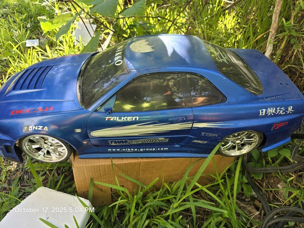 Rare 1:5 Scale Nikko Nissan Skyline GTR R34 Radio Controlled RC