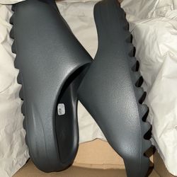 Adidas Yeezy Slides 