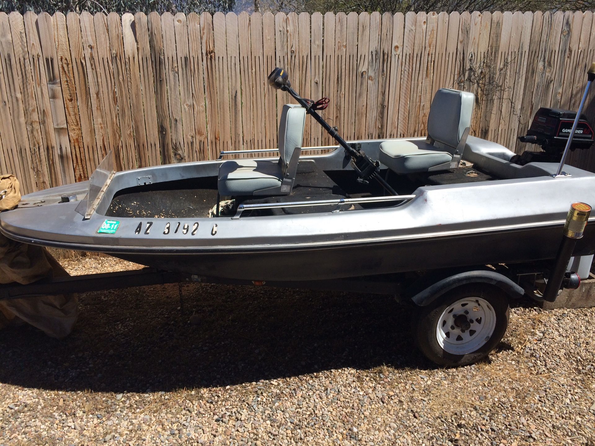 1975 10’ - 5.0 Game Fisher 2 stroke Engine. And Trolling motor