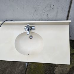 Bathroom Sink 