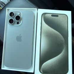 iPhone 15 Pro Max 256gigs 