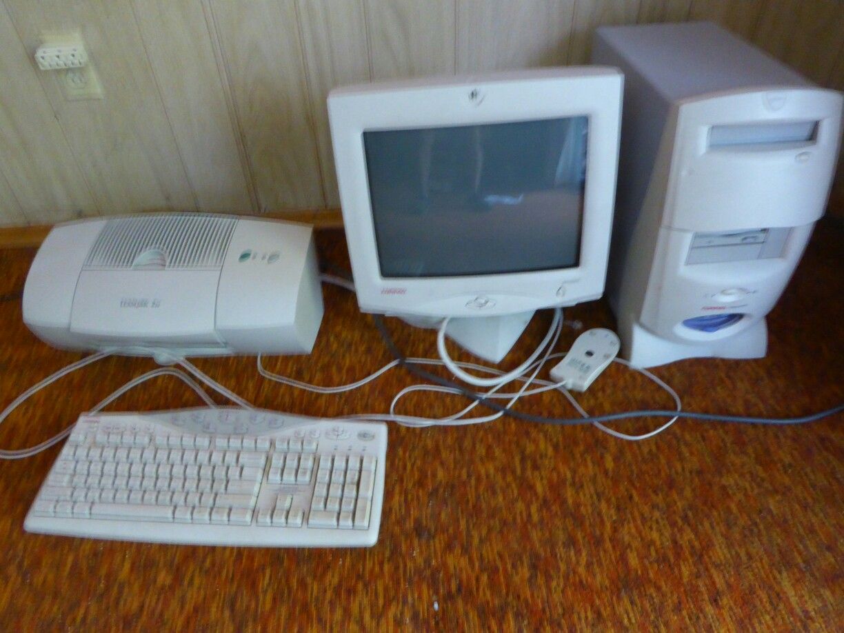 COMPAQ Presario Tower, Monitor, Keyboard, Printer for Sale in Auburn