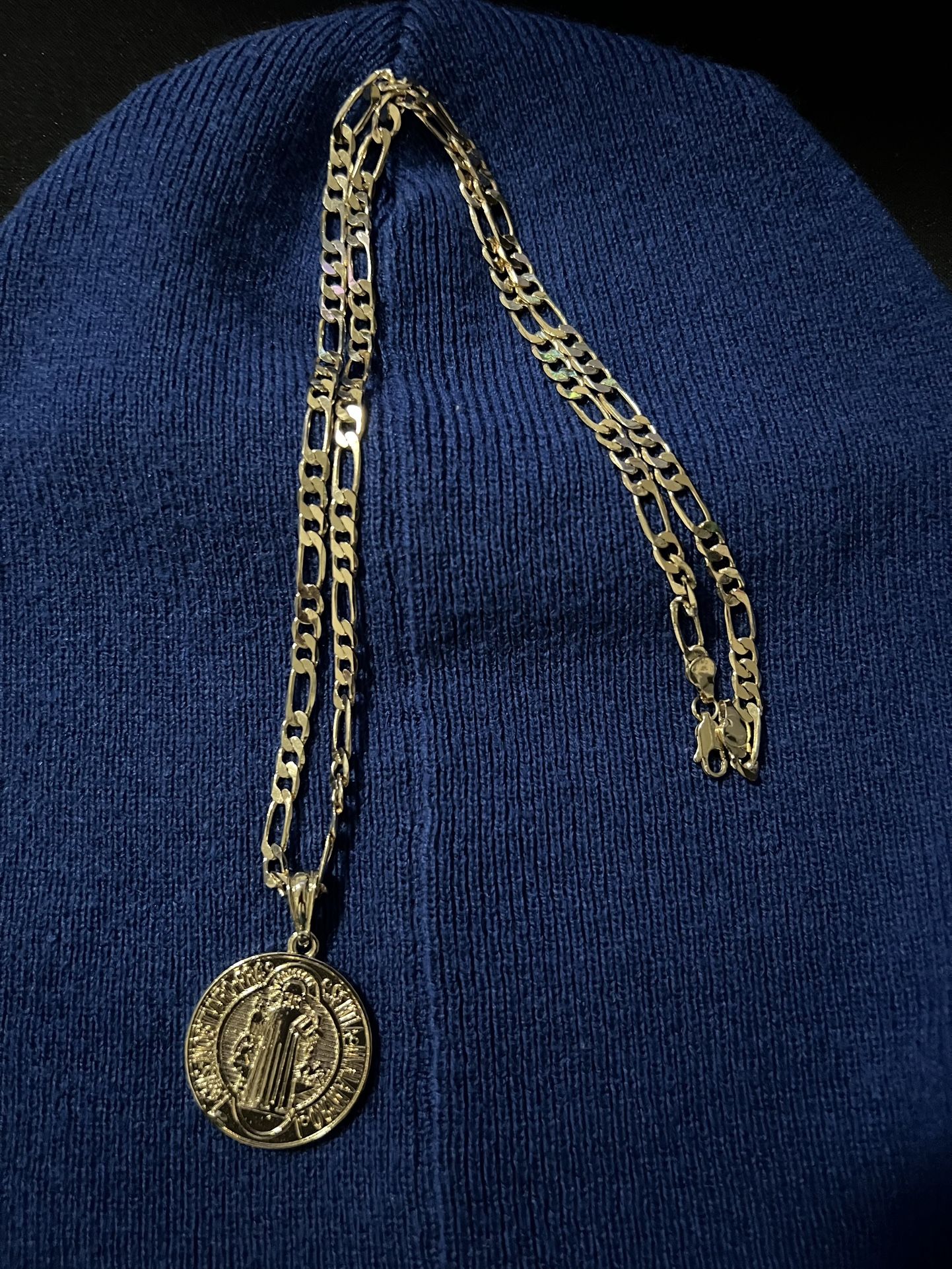 14k Gold Plated Chain w Pendent/ Oro Laminado