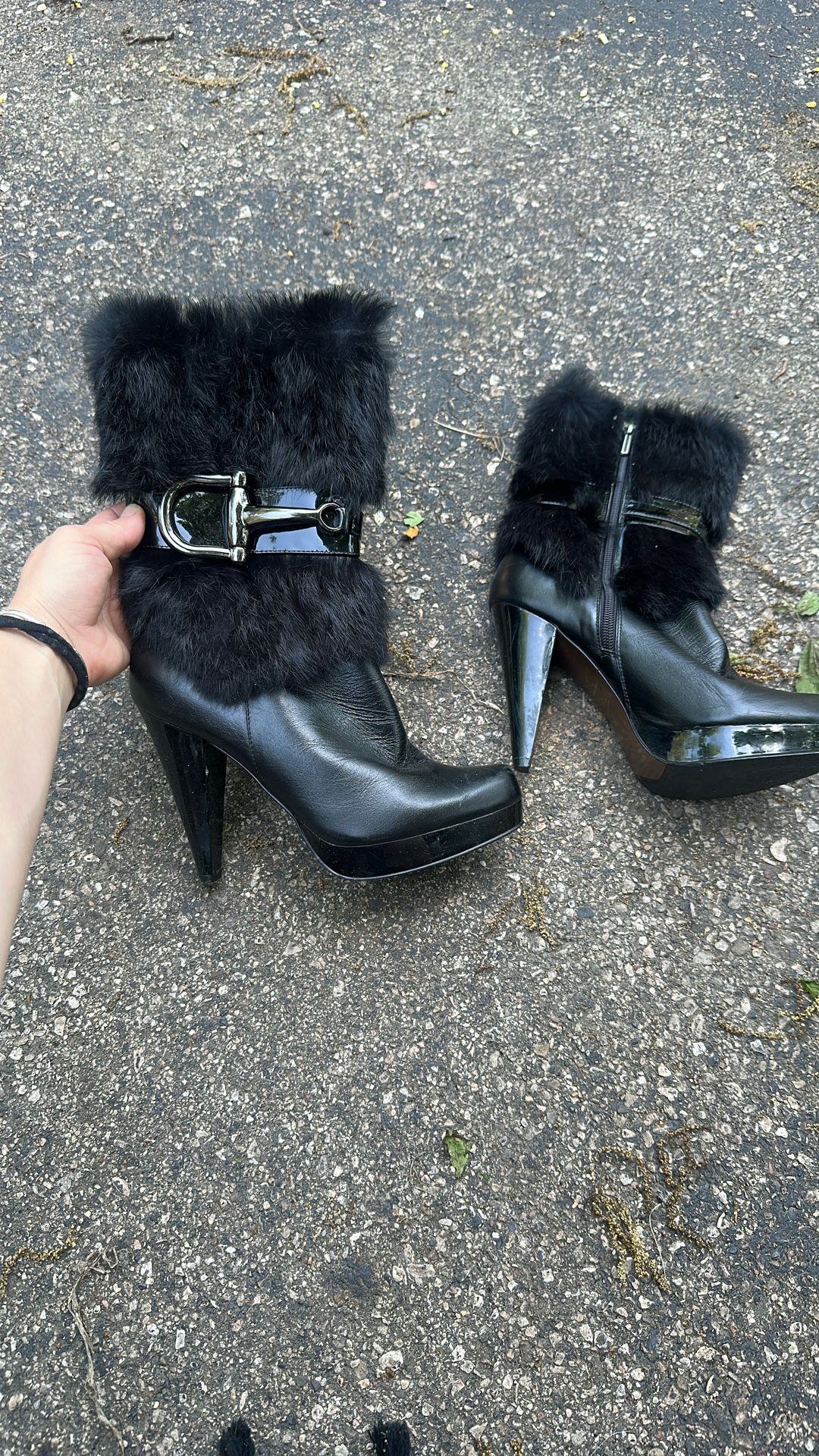 Women’s Heel Boot Sz 37 (6)