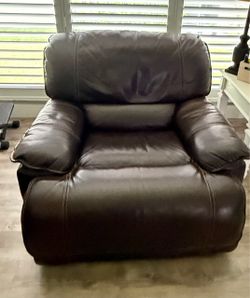 Dark Brown Leather Manual Rocker Recliner Chair