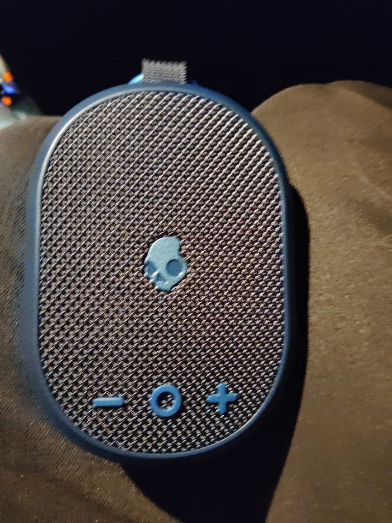 Skull Candy Bluetooth Speaker
