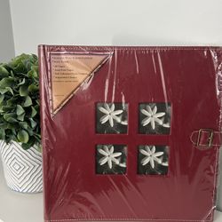 New Enchante Mega Bonded Leather Photo Album is a high-quality photo album with 80 acid-free pages and self-adhesive functionality. Made with burgundy