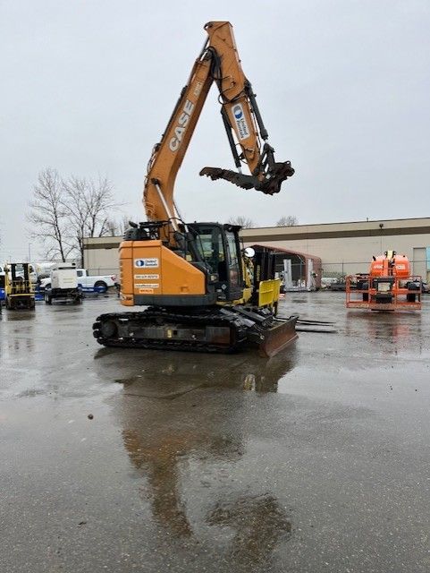 Case CX145D (Excavator / Trackhoe)