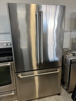 โ๏ธGE 3-Door Refrigerator for Sale!