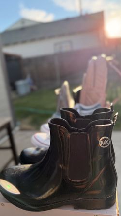 Women’s shoes size 7-7.5