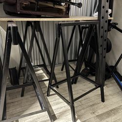 Carpenter Stand