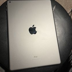 Like-new 8th generation iPad with Case