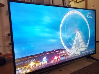 55" insignia Amazon fire smart tv 4k great condition.  Great quality pic no scratch everything work perfectly fine 