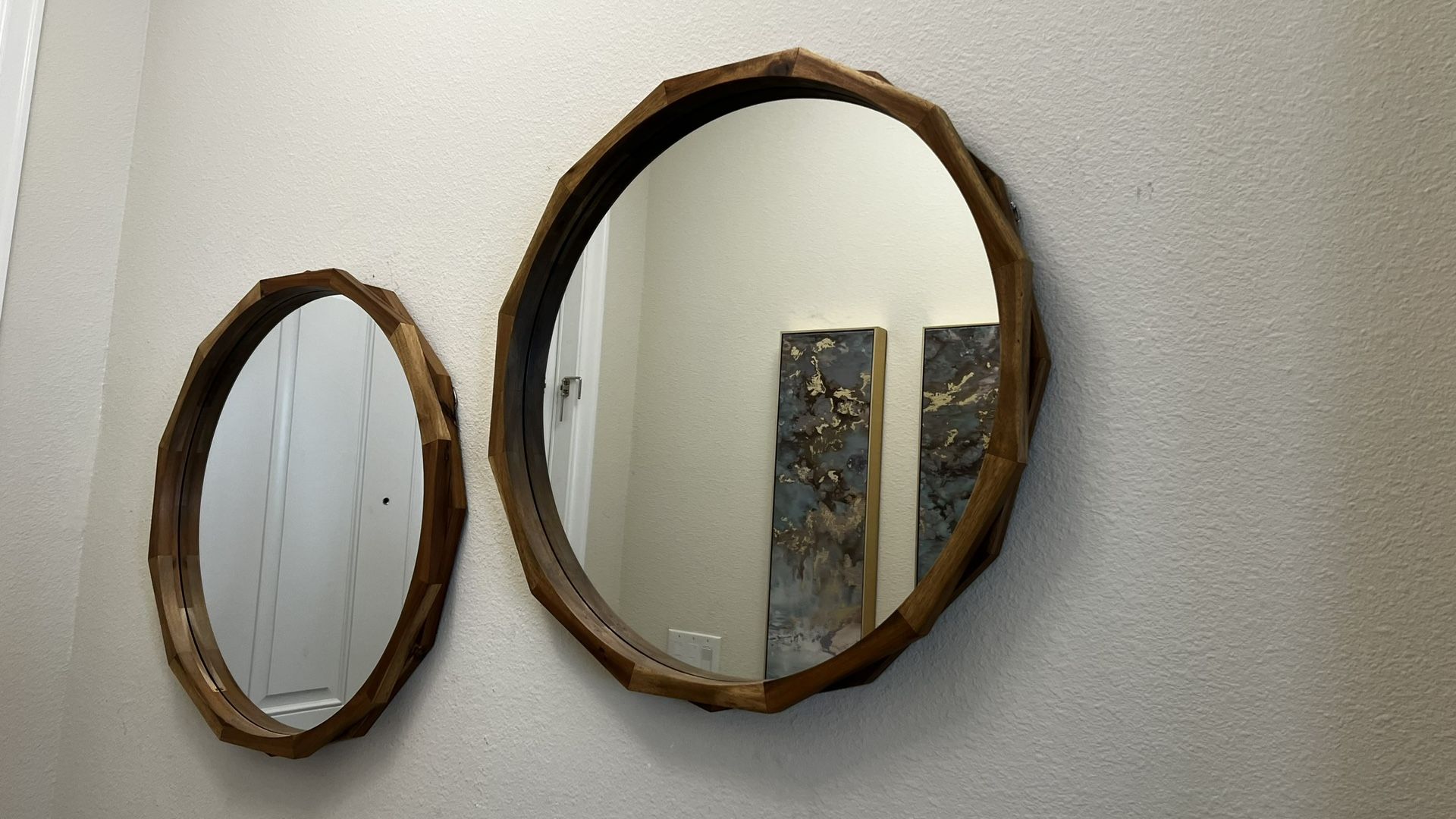 Set Of 2 Mirrors 23 Inches