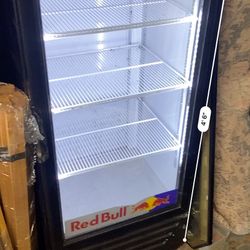 Nice Commercial Refrigerator! Delivery Available!!