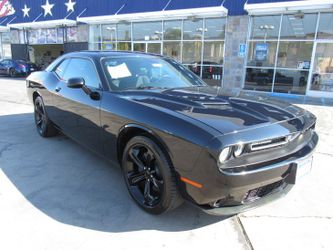 2016 DODGE CHALLENGER SXT