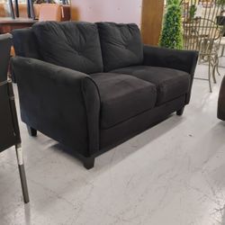 Loveseat 