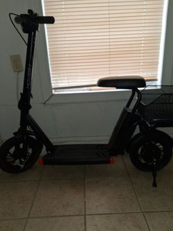Hoover 1 scooter