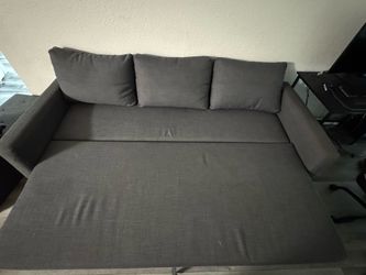 Pull out Sofa/couch